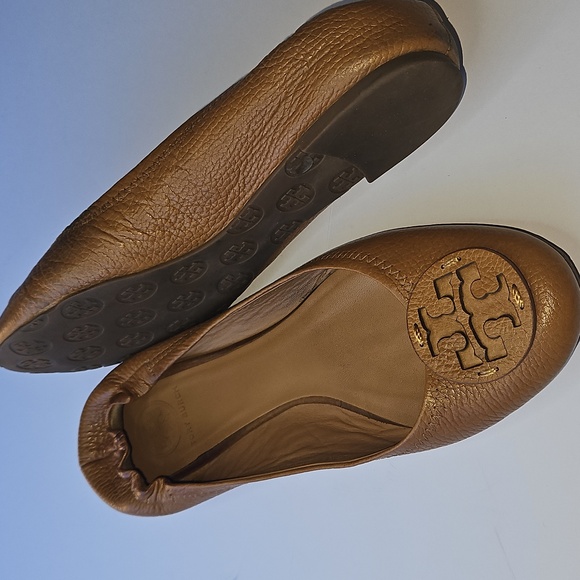 Tory Burch Tan Leather Flats size 11 - Picture 2 of 6